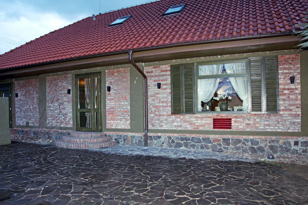 Barock Restaurant & Pension Topoľčany Rum bild
